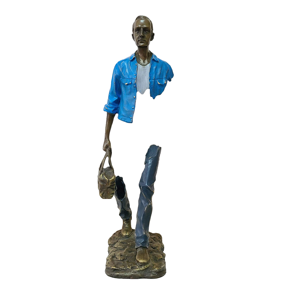 the traveller bronze statue