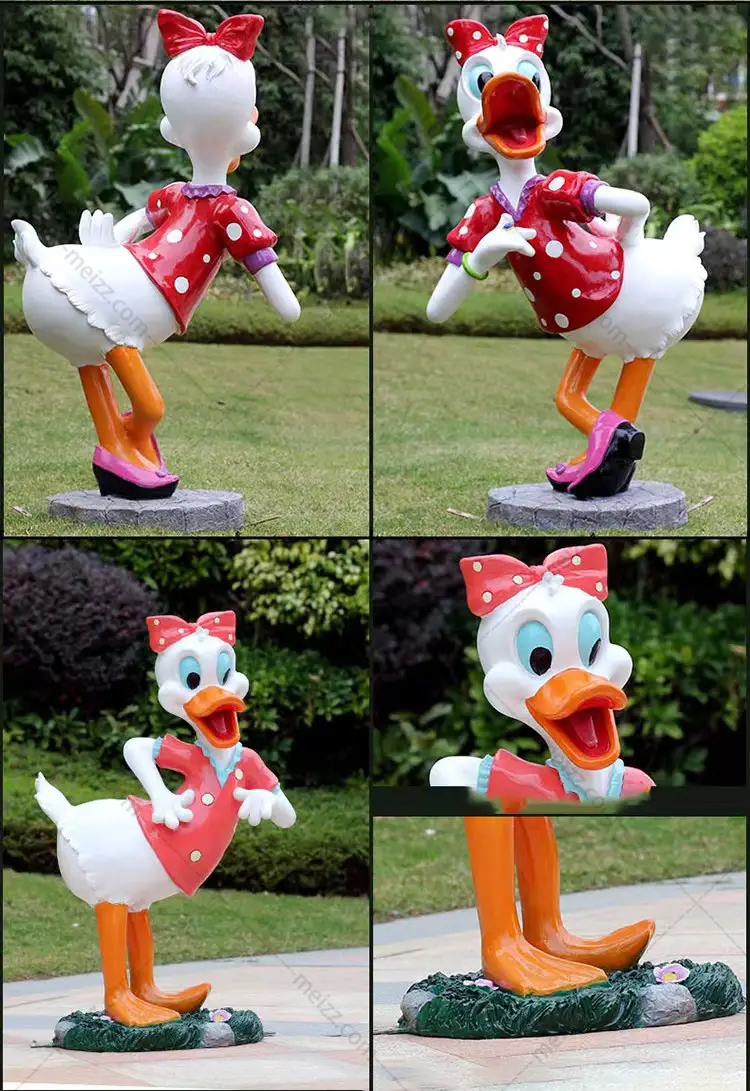 Donald Duck Sculpture