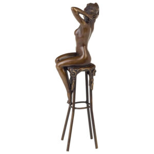 naked female sculpture
