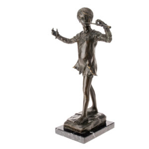 bronze peter pan statue