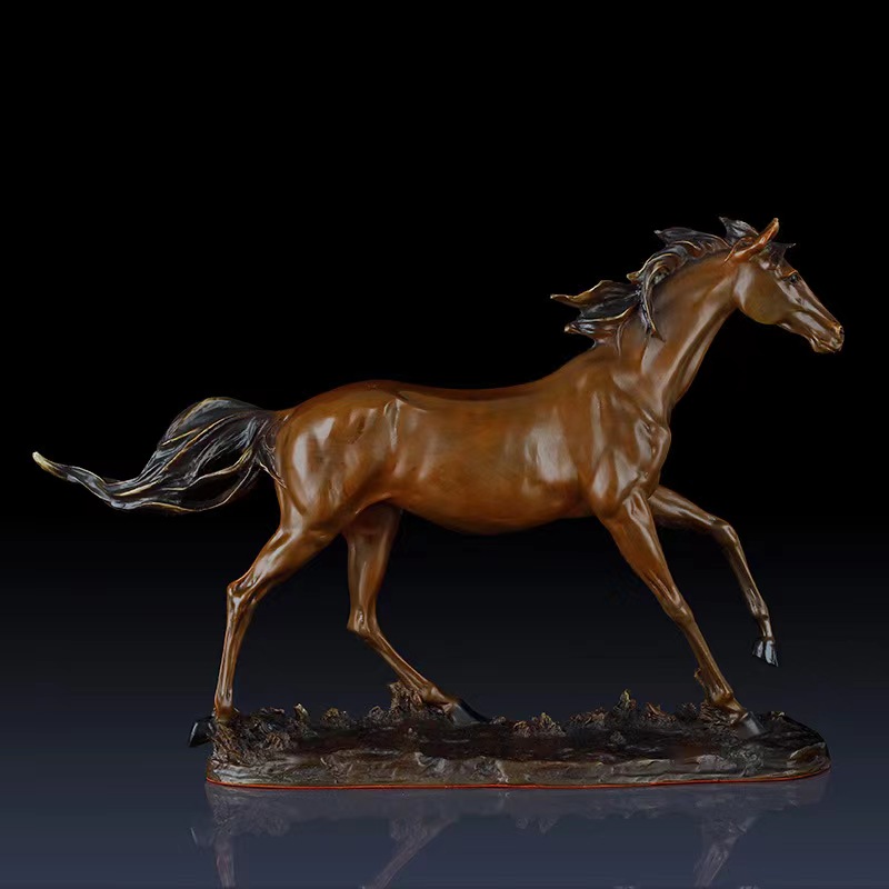 small horse statue