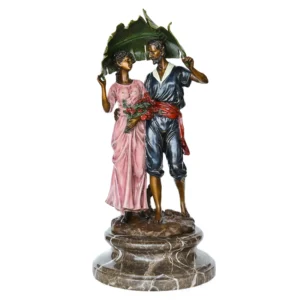 small couple statue