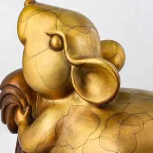 bronze mouse sculpture