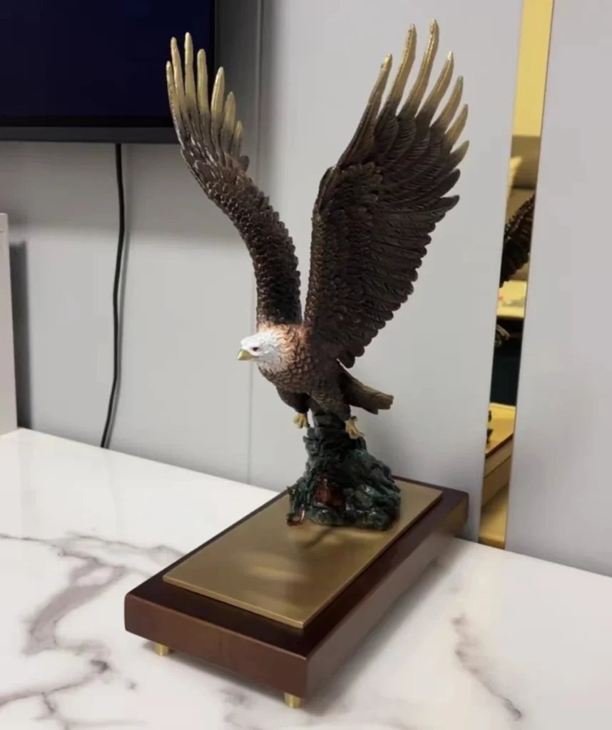 Decorative eagle for house