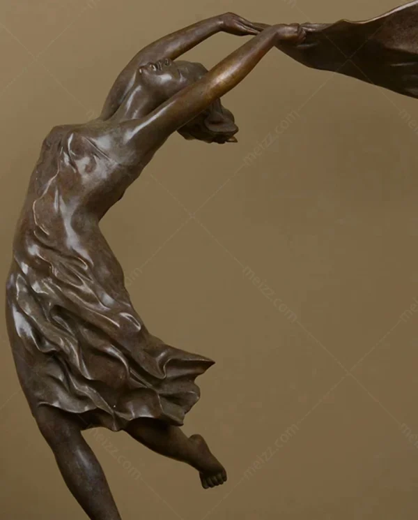 maiden sculpture
