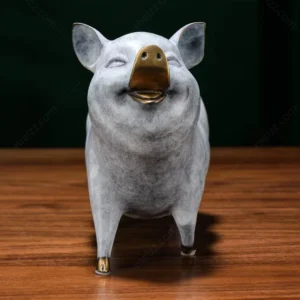 piglet sculpture