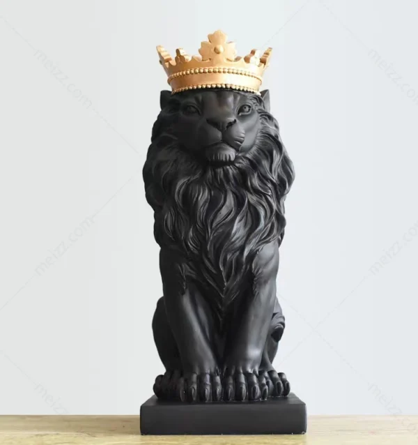 lion with crown sculpture