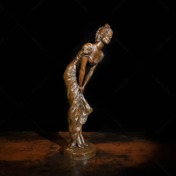 female statue for sale