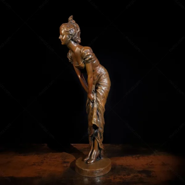 female statue for sale