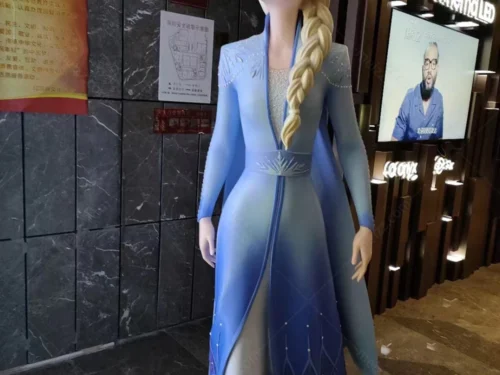 Elsa Sculpture