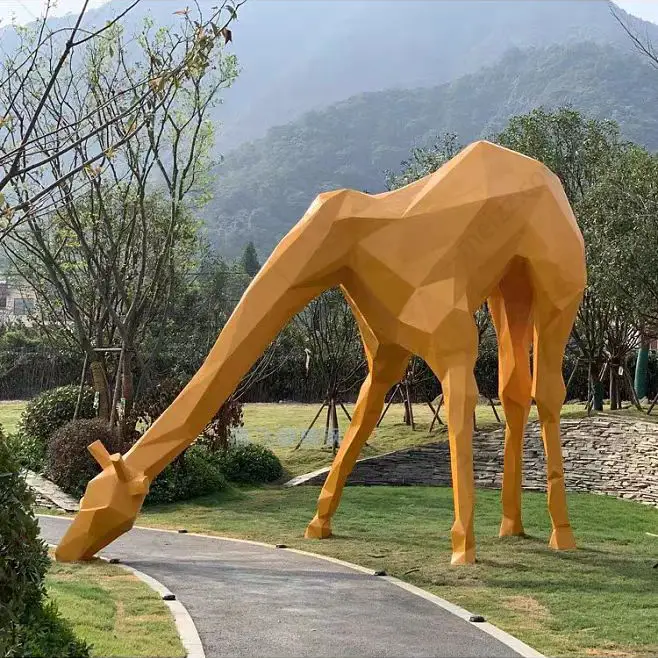 Large Giraffe Garden Statue