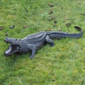 crocodile garden statue