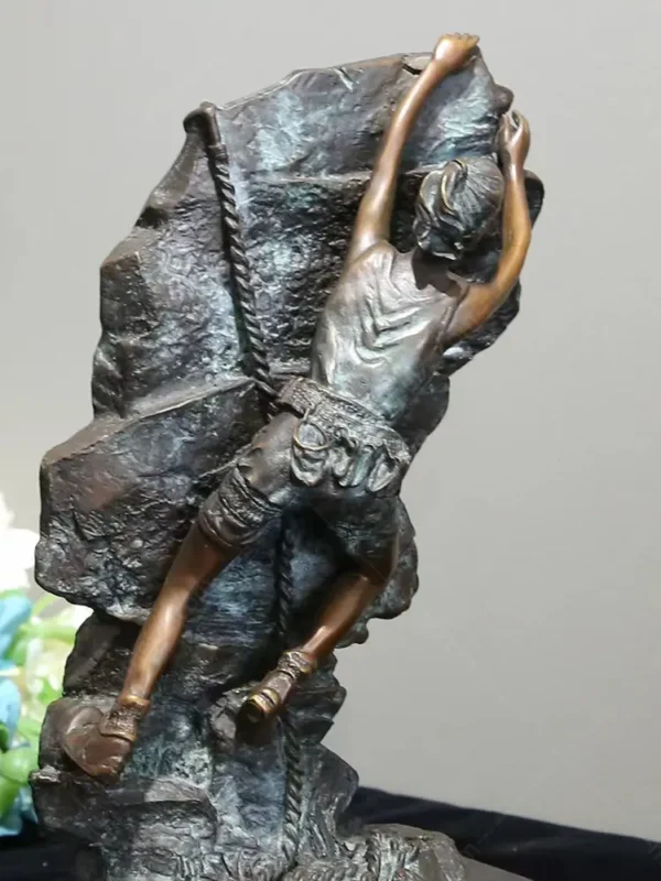 rock climbing statue