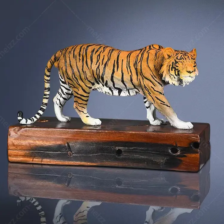 realistic tiger statue