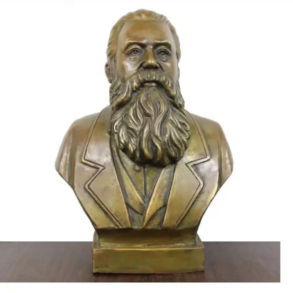 engels bust