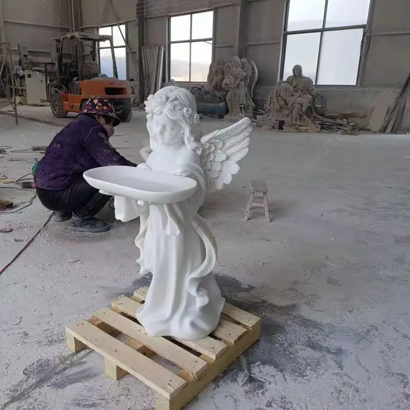 little angel statue