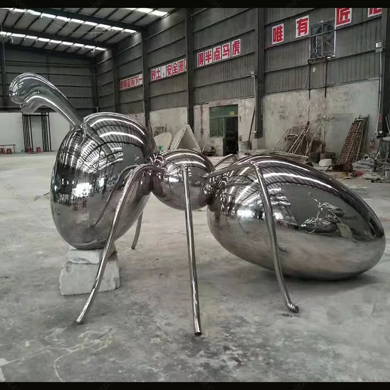 Giant Ant Sculpture