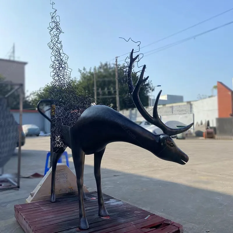 Outdoor Bronze Deer Statues 