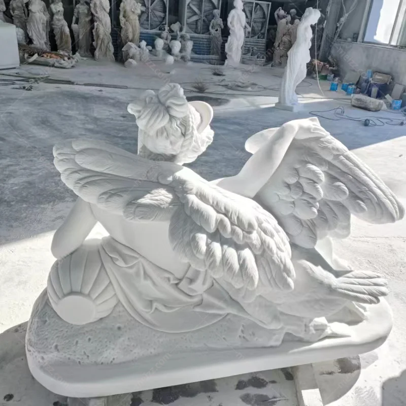 leda and the swan statue