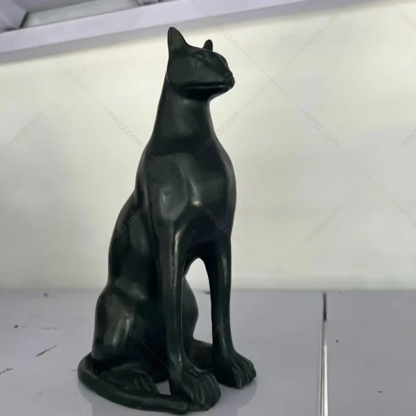 bastet cat statue