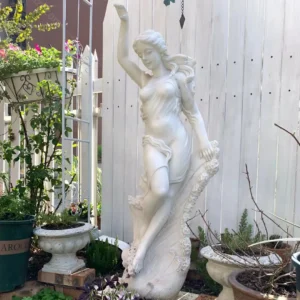 sea goddess statue