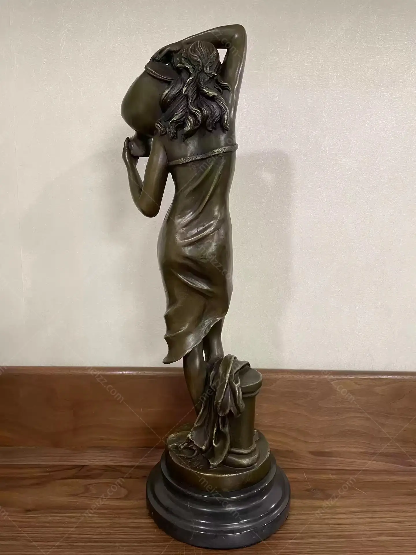 lady with pot statue