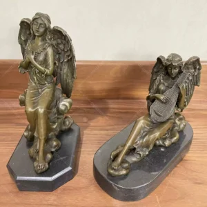 praying angel sculpture