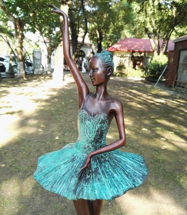 Ballet Figurines Statues