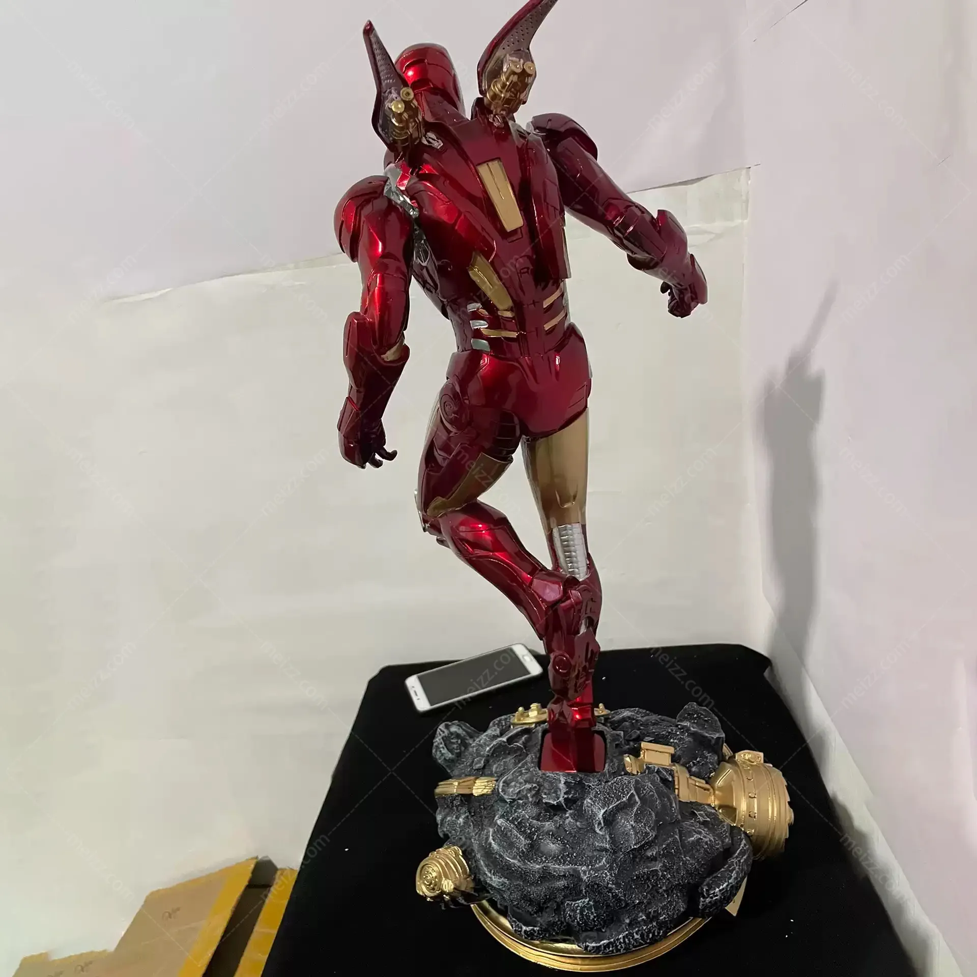 Statue of Iron Man