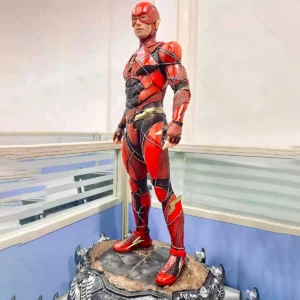 the flash collectible statue