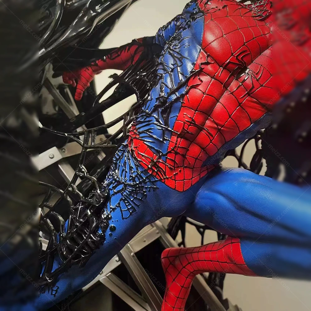 Spiderman And Venom Statue