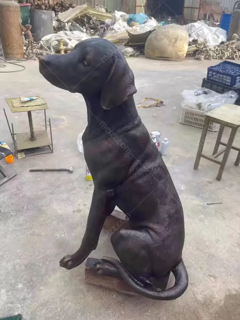 Labrador Garden Statue