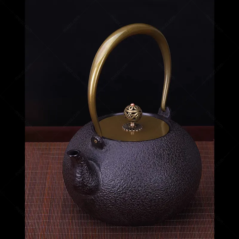 black iron kettle
