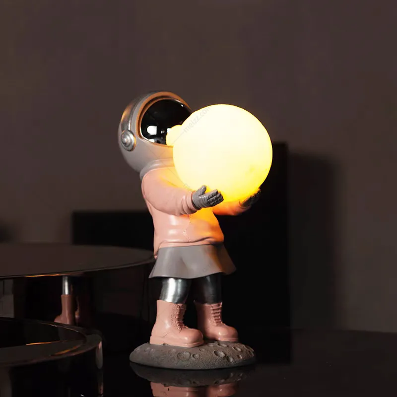 astronaut moon lamp