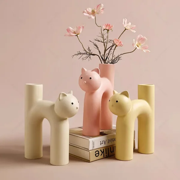 cat shaped vase