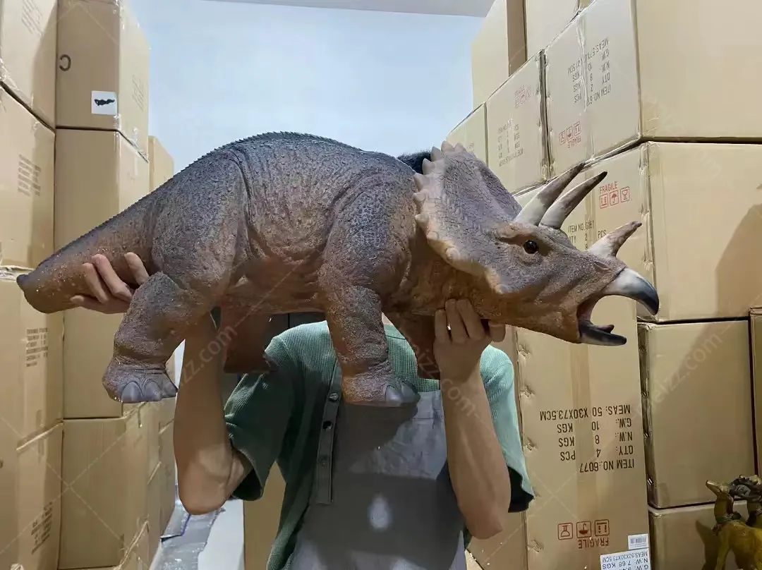 triceratops sculpture