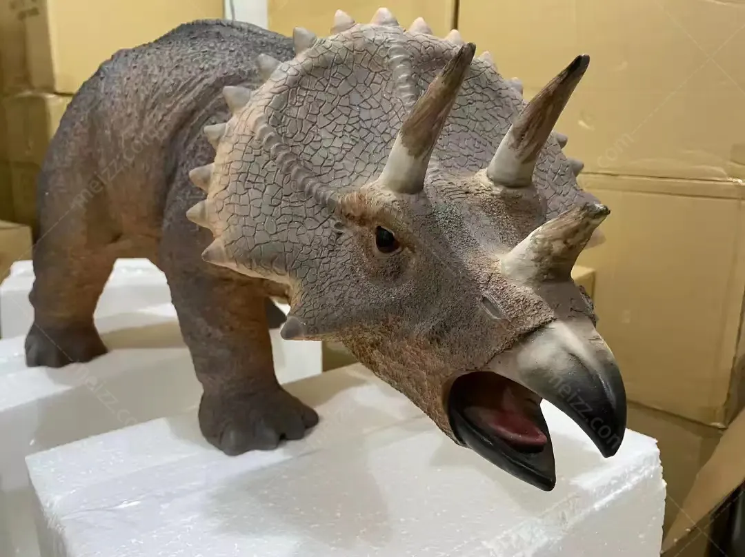 triceratops sculpture