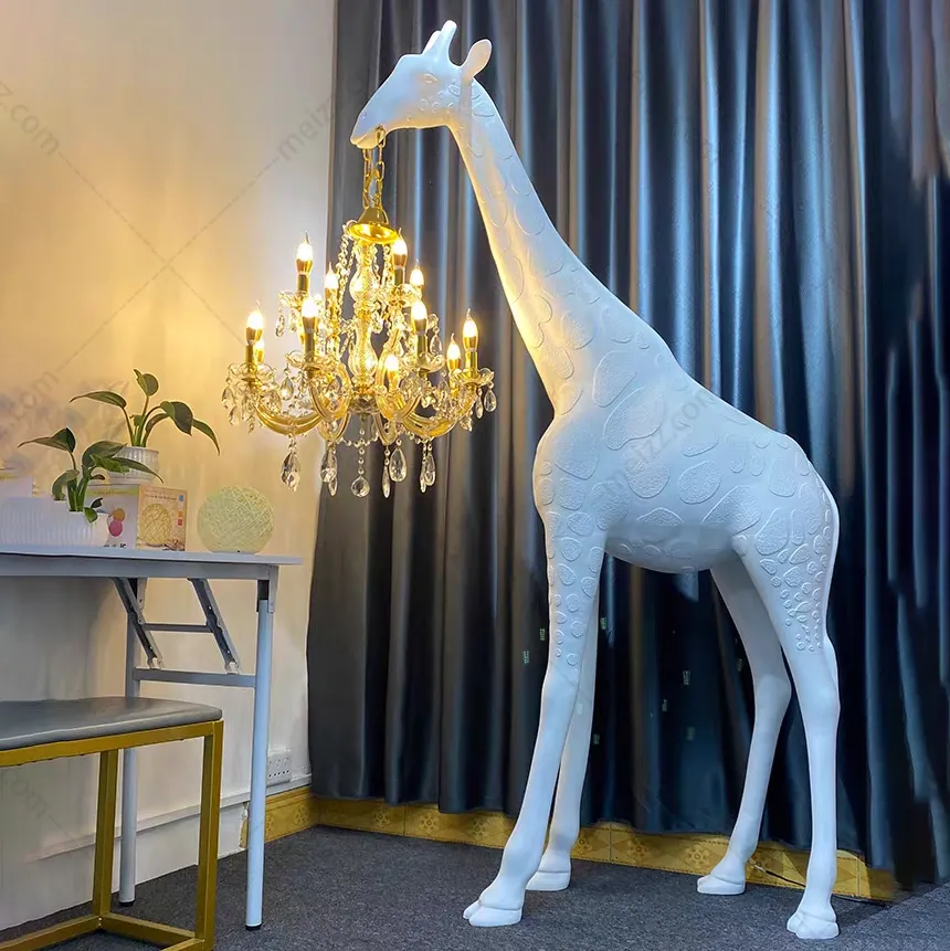 giraffe floor lamp