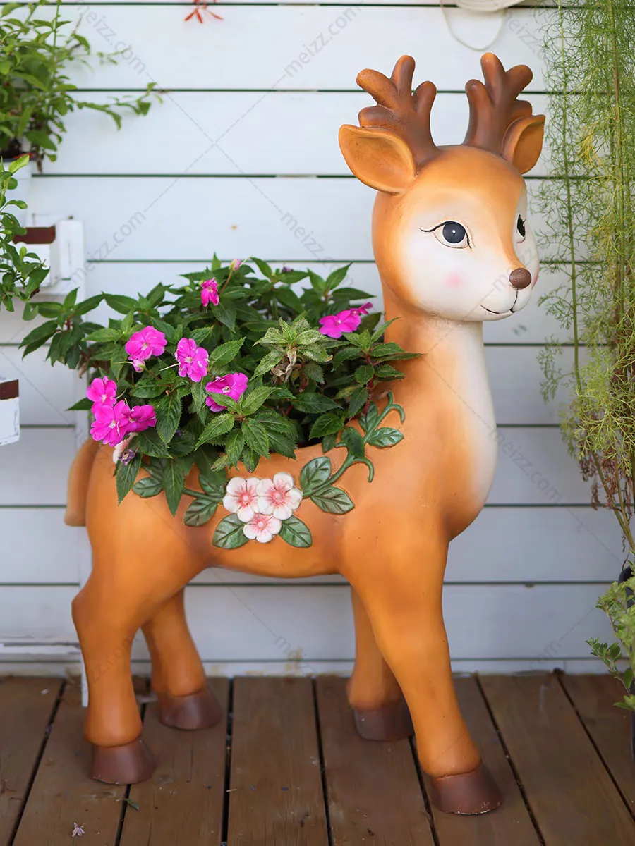 deer plant pot