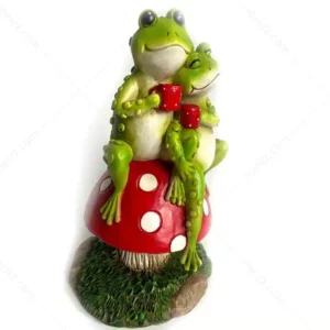 frog lovers garden sculpture