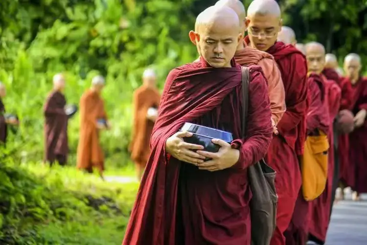 What Are The Three Treasures of Buddhism