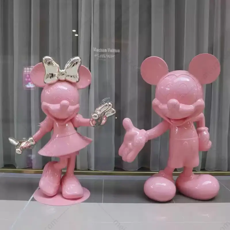 mickey and minnie mouse statues