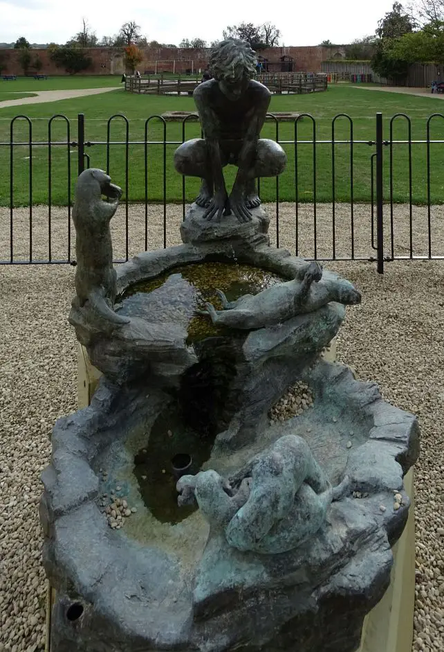 peter pan garden statue