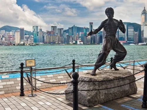 Famous Statue of Bruce Lee in Hong Kong