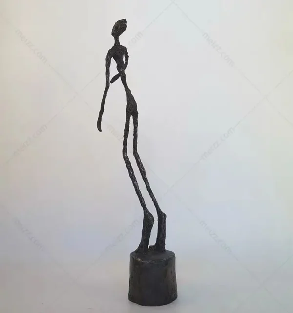 falling man statue