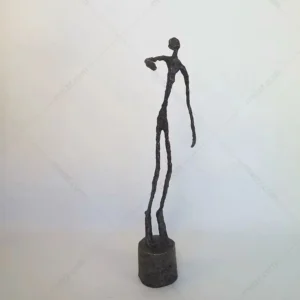 falling man statue