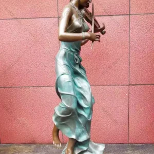 violin player statue