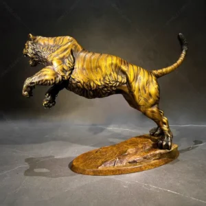 metal tiger statue