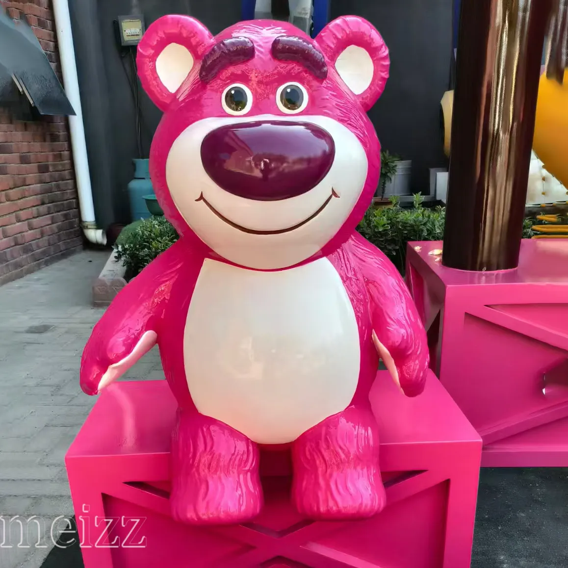 pink bear statue