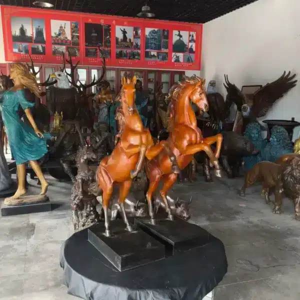 horse figurines collectibles
